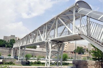 فعال‌سازی کامل پُل‌های عابر پیاده مکانیزه نیازمند منابع مالی