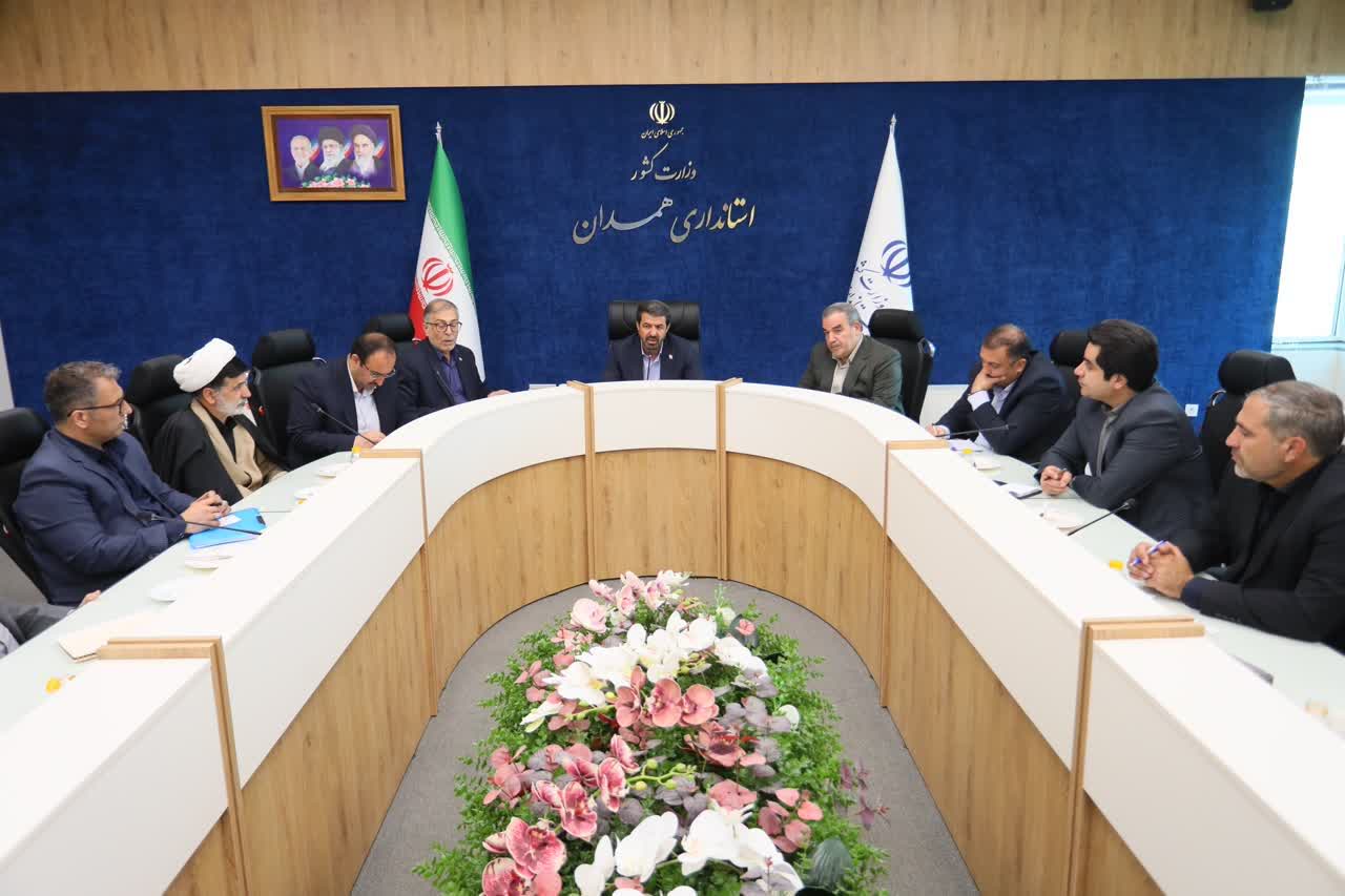 چرخ بازسازی در همدان به حرکت درآمد