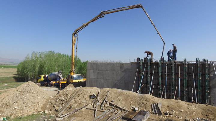 آب‌رسانی به 38 روستای استان همدان با کمک خیرین