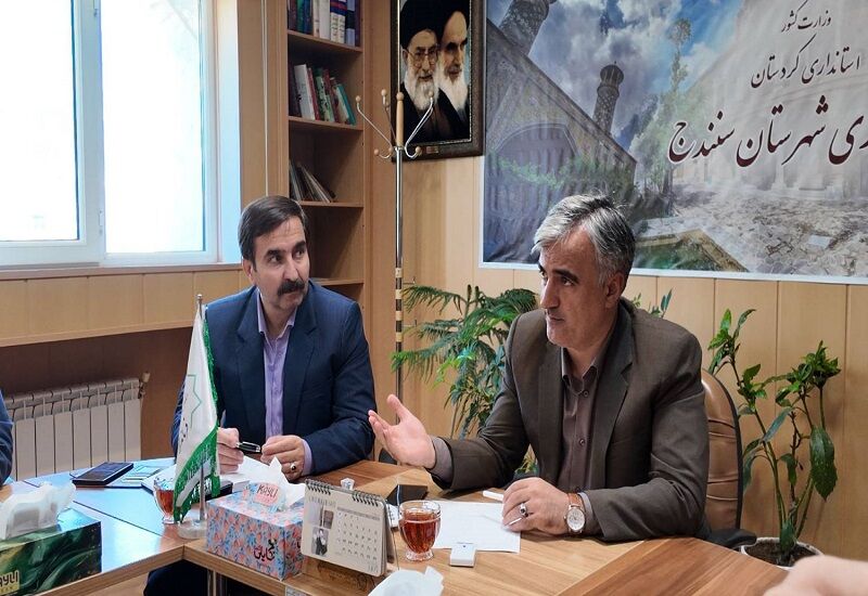 فرماندار سنندج از عدم بکارگیری ظرفیت خیرین مدرسه‌ساز انتقاد کرد