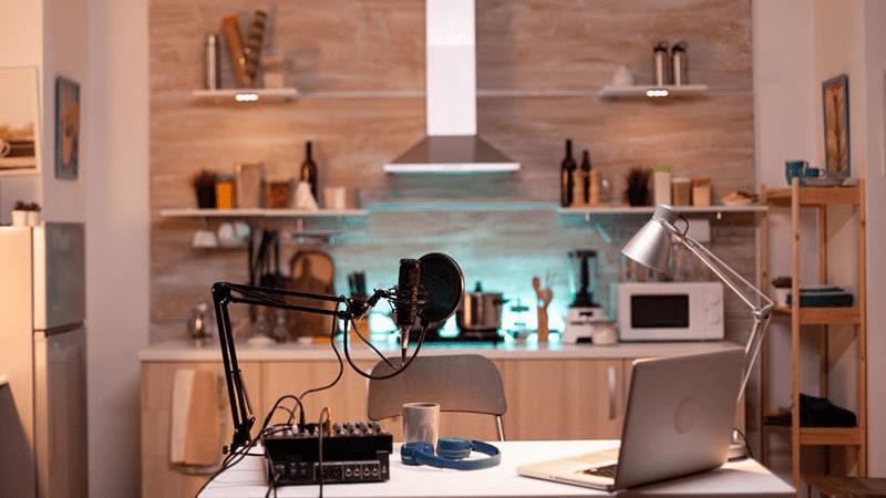 اهدای 5.5 میلیارد تجهیزات آموزشی توسط خیرین همدانی
