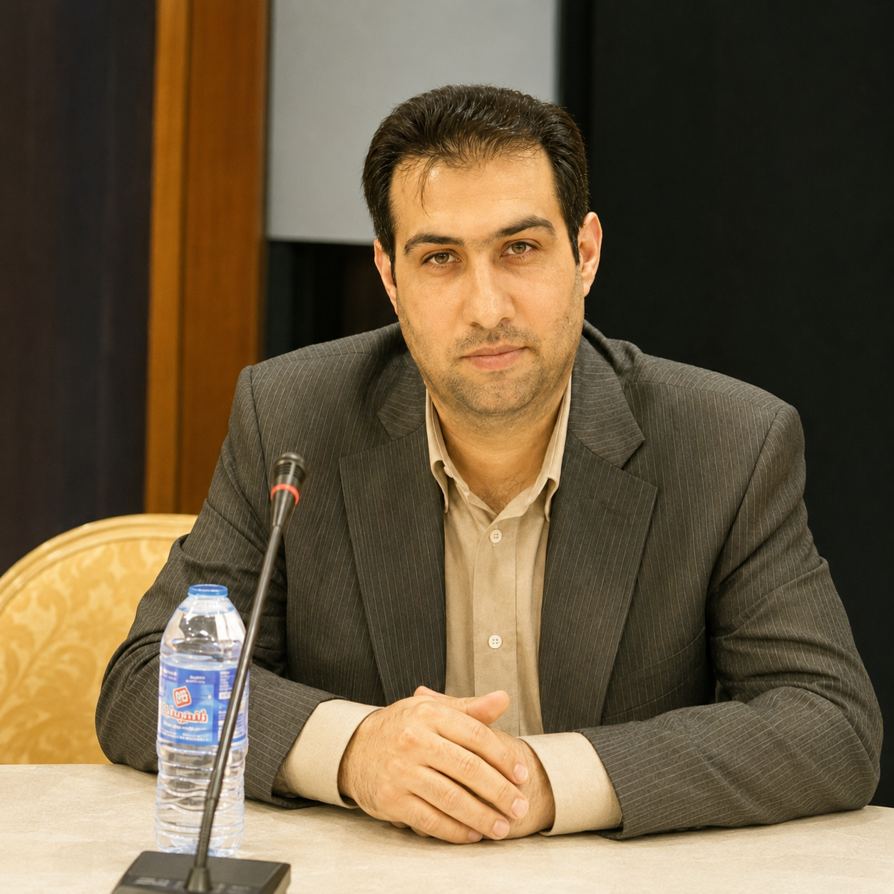 مهدی کاشی؛ مدیری که میز نداشت