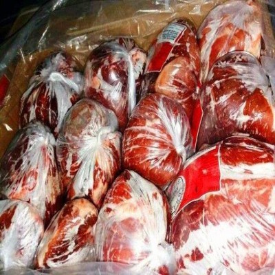 کشف و ضبط بیش از 250 کیلوگرم فرآورده خام دامی غیر بهداشتی در نهاوند