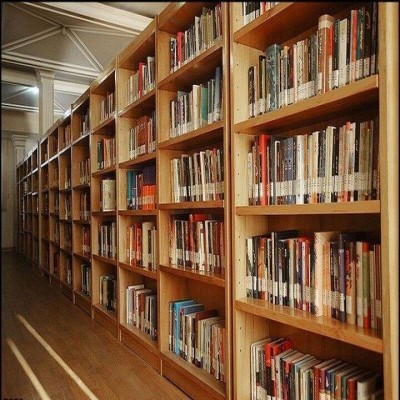 فضای کتابخانه‌های همدان باز طراحی می‌شود