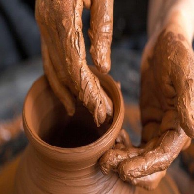 برگزاری 15 عنوان برنامه هم‌زمان با هفته صنایع‌ دستی در همدان